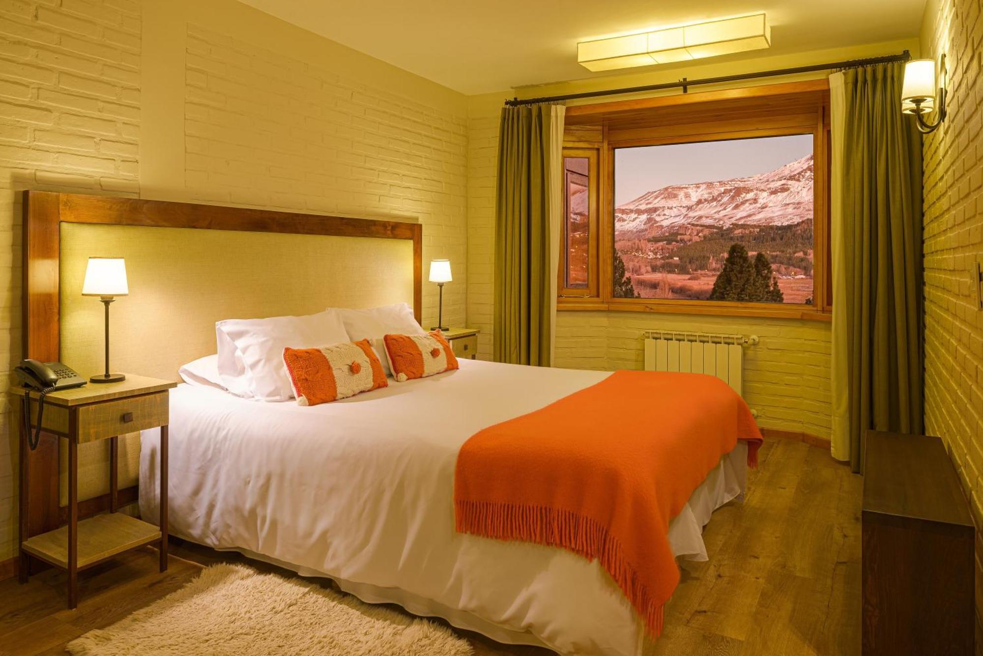 Casona Del Alto Hotel San Martin de los Andes Exterior photo